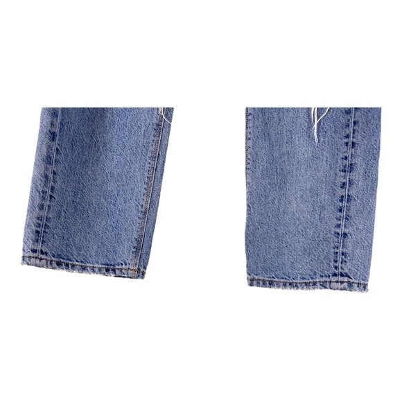 AE Highest Rise MOM jeans 100% cotton size 8.  Destroyed/Distressed and Fabulous - Picture 3 of 10